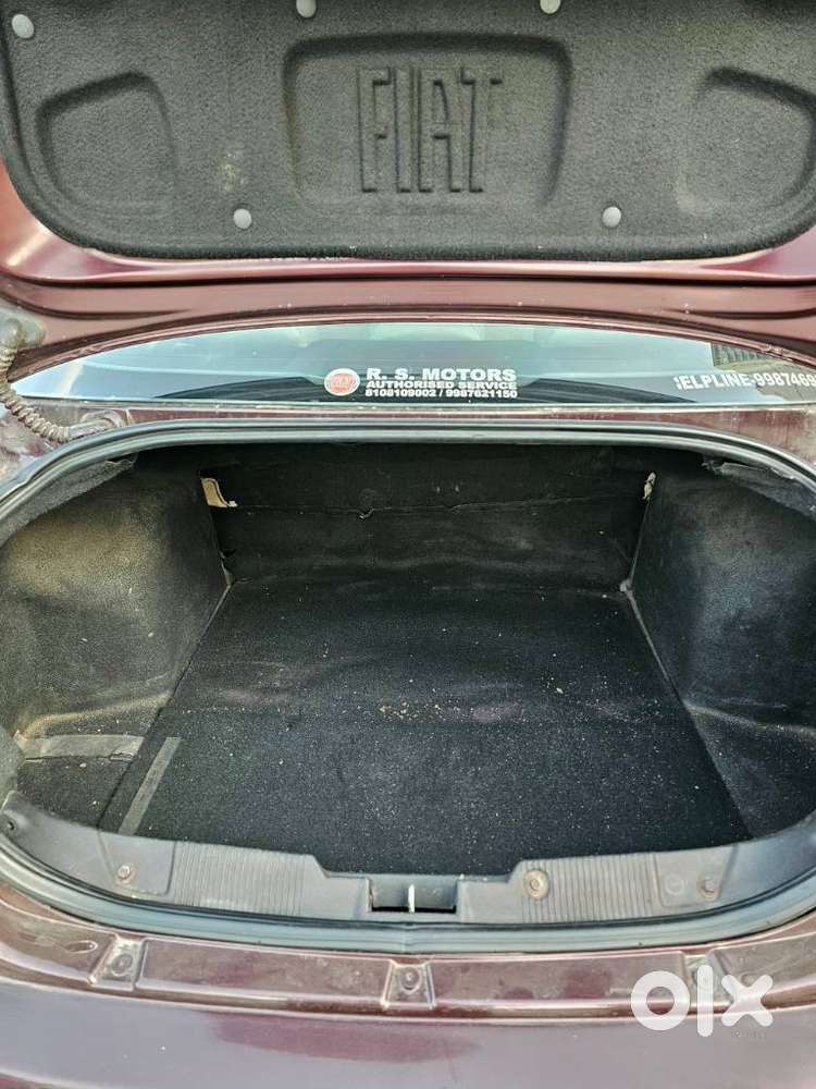 Fiat Linea 2007-2013 Emotion, 2010, Petrol