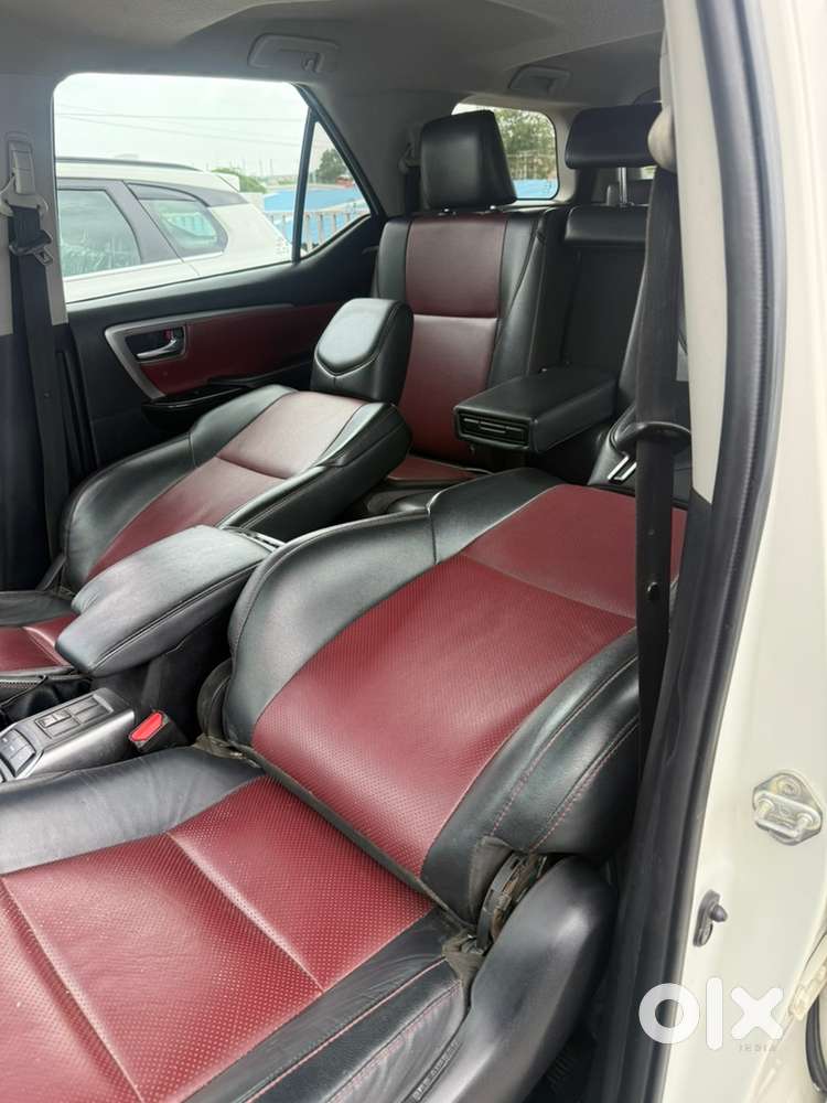 Toyota Fortuner Legender 2022 Diesel Well Maintained