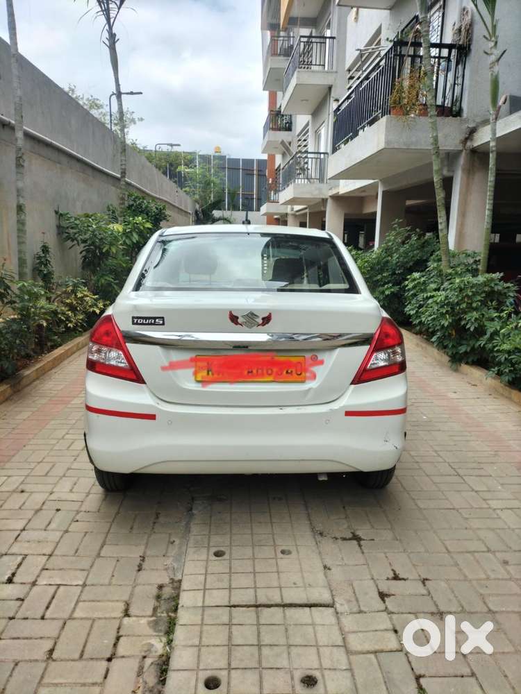 Maruti Dzire Vxi Ags 2025