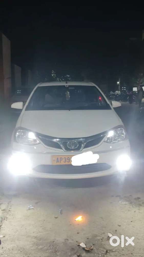 Toyota Etios 2015 Diesel 220000 Km Driven