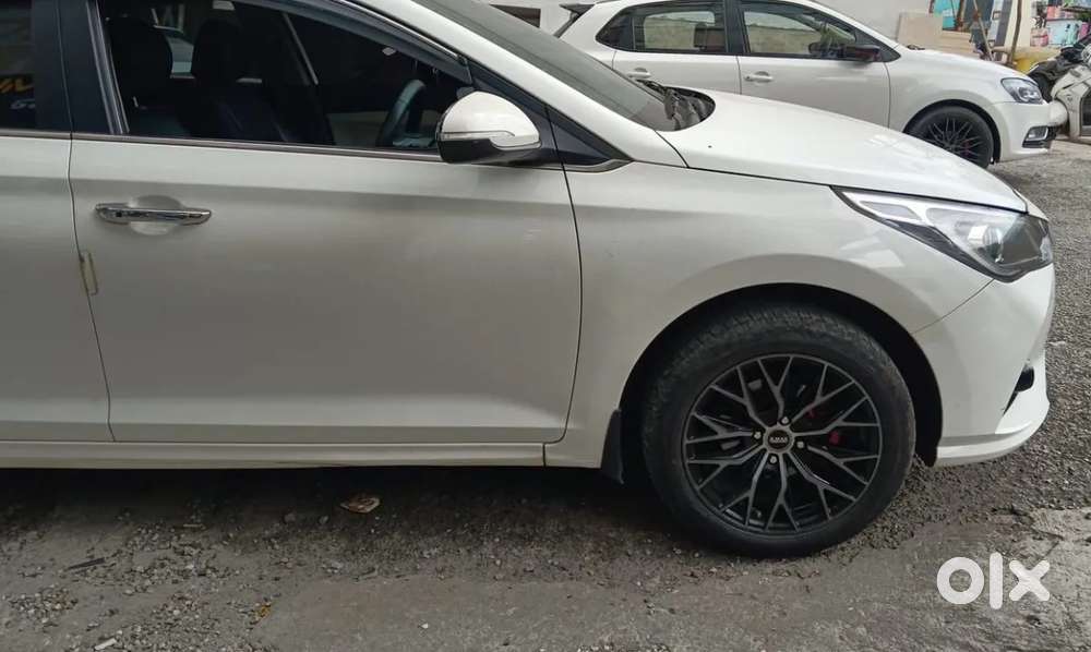 Hyundai Verna 1.5 Sx Vtvt, 2022, Petrol
