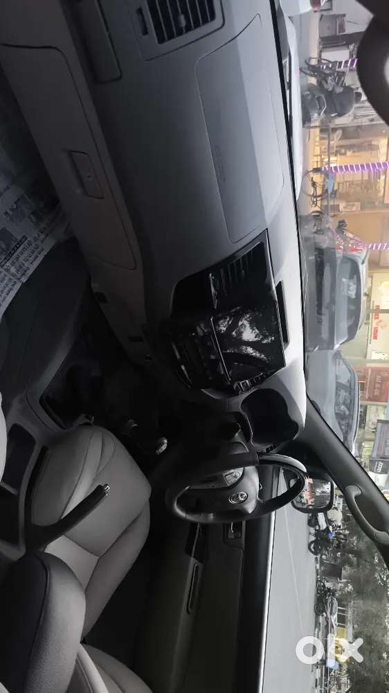 Aug 2013 Fortuner 4*2