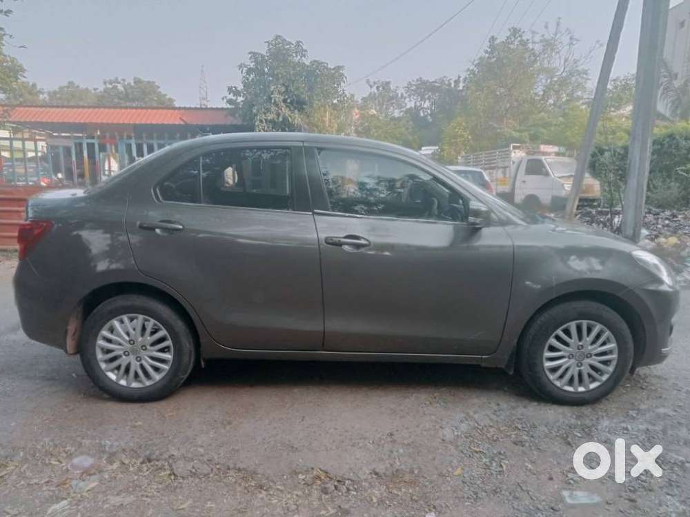 Maruti Suzuki Swift Dzire Zdi + Amt, 2017, Diesel