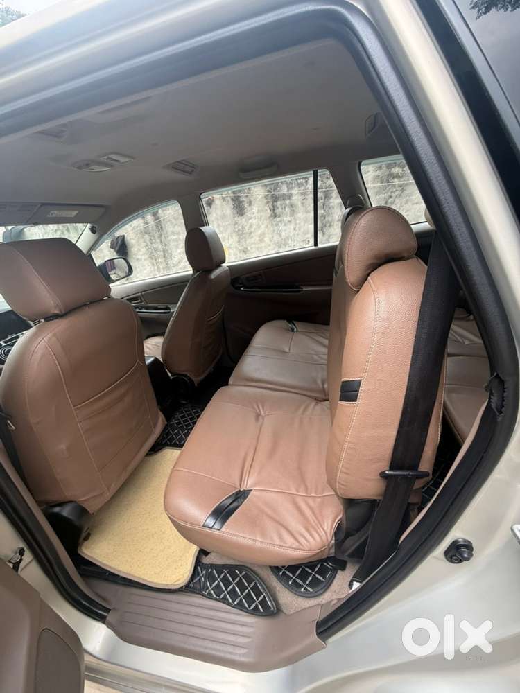 Toyota Innova Diesel 2015