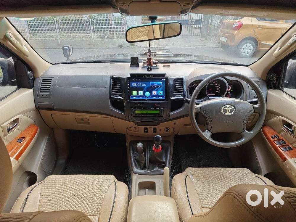 Toyota Fortuner 3.0 4x4 Manual, 2010, Diesel