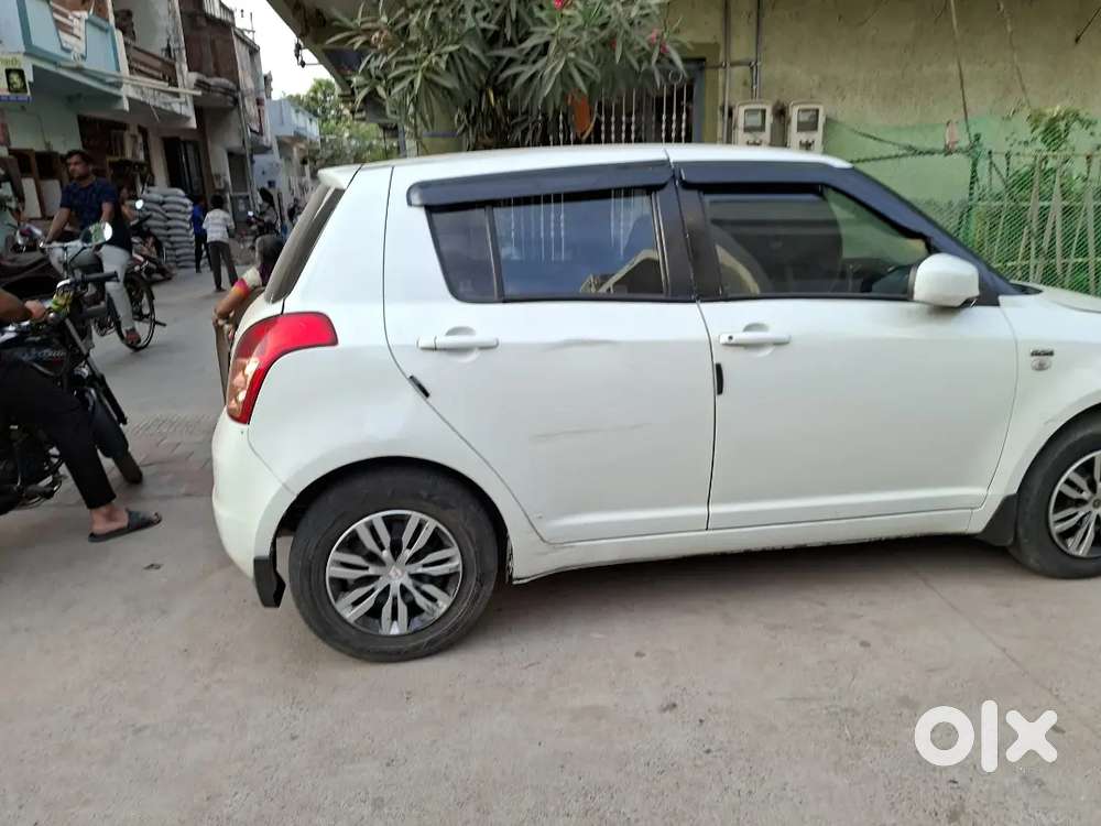 Maruthi Suzuki Swift 2010