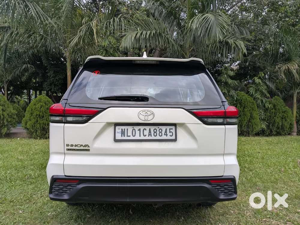 Toyota Innova Hycross Gx February 2024