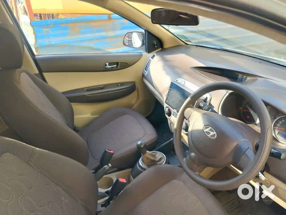 Hyundai I20 2010 Petrol Well Maintained