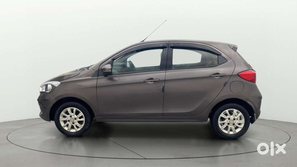Tata Tiago 1.2 Revotron Xz, 2018, Petrol