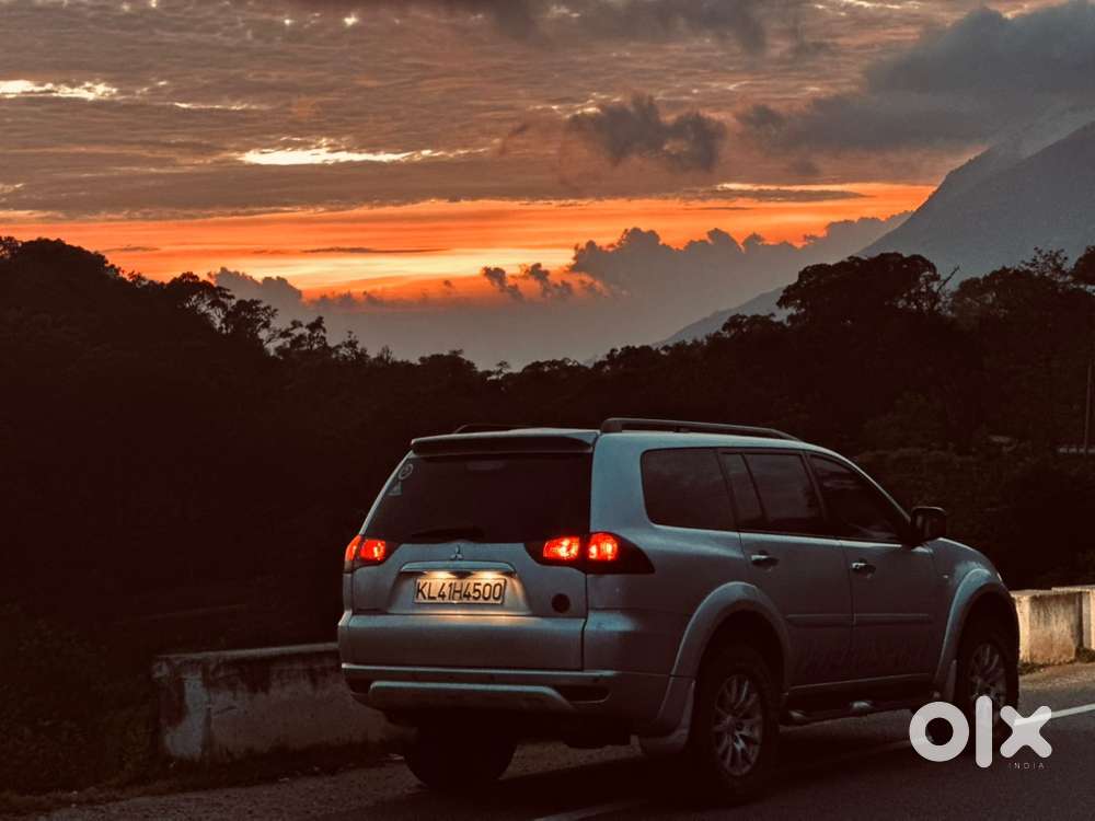Mitsubishi Pajero Sport 2013