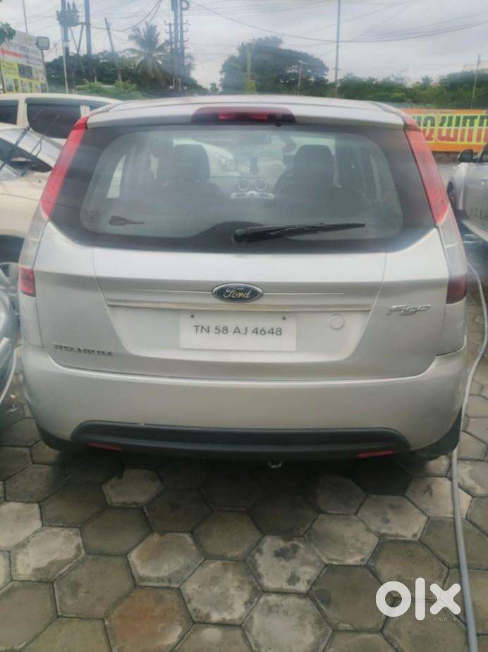 Ford Figo, 2015, Petrol