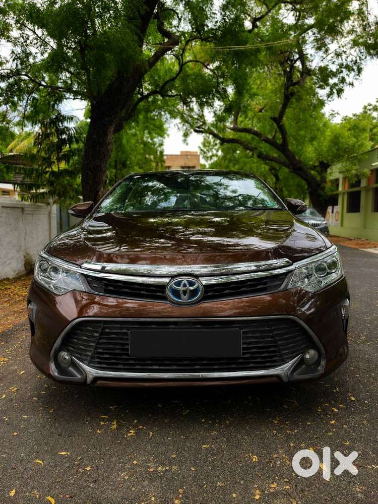 Toyota Camry Hybrid 2.5, 2015, Cng & Hybrids