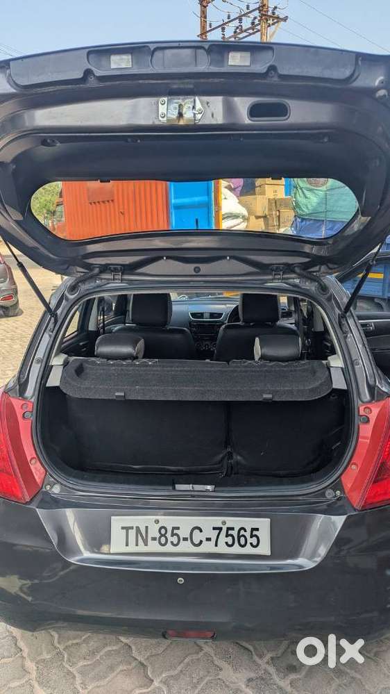 Maruti Suzuki Swift Vxi Optional, 2016, Petrol