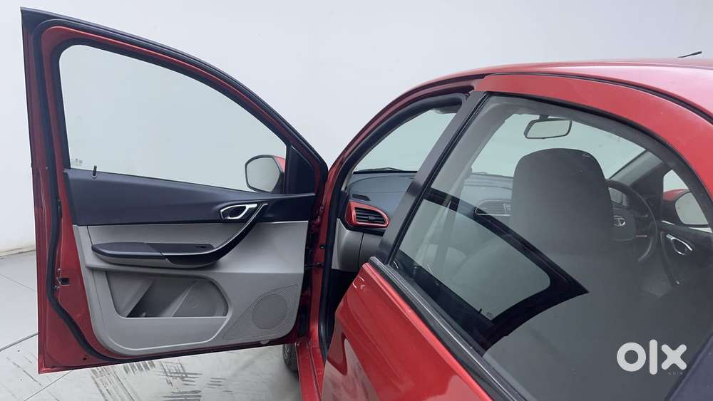 Tata Tiago Xza Plus, 2019, Petrol