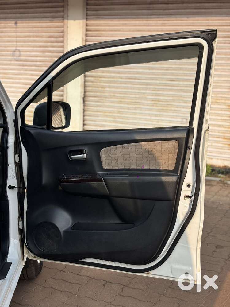 Maruti Suzuki Wagon R Amt Vxi, 2017, Petrol
