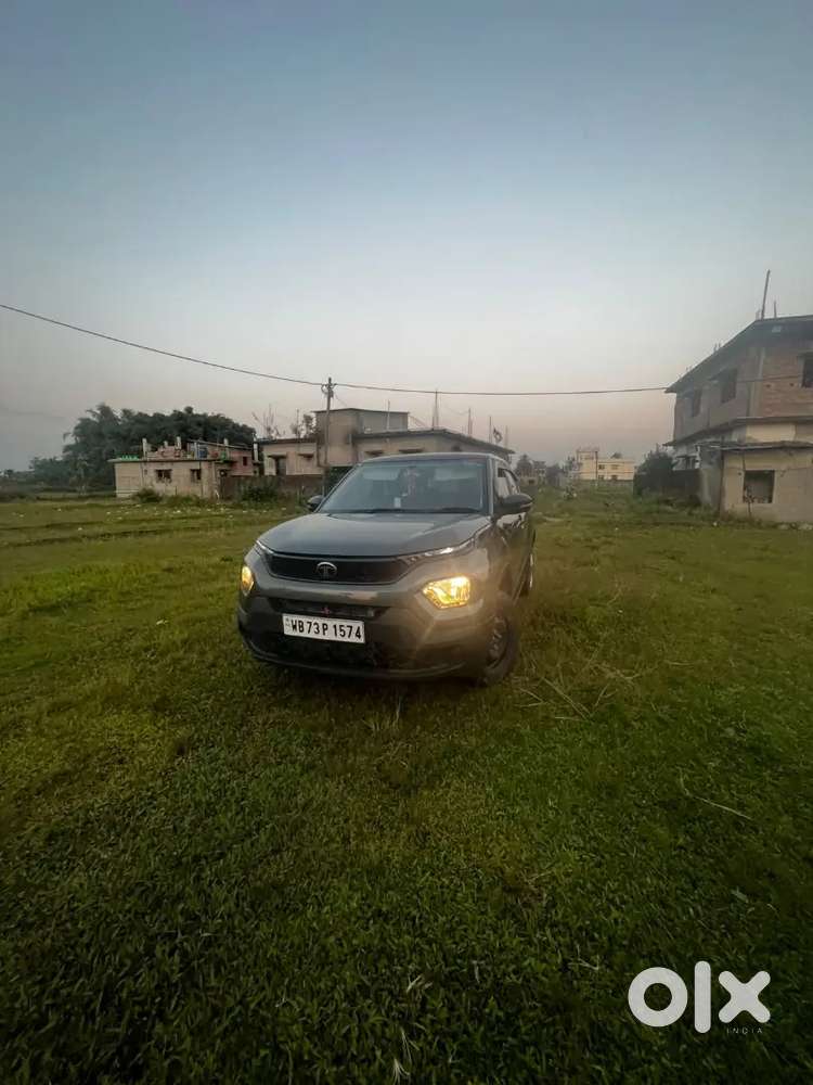 Tata Punch 2025 Petrol Well Maintained