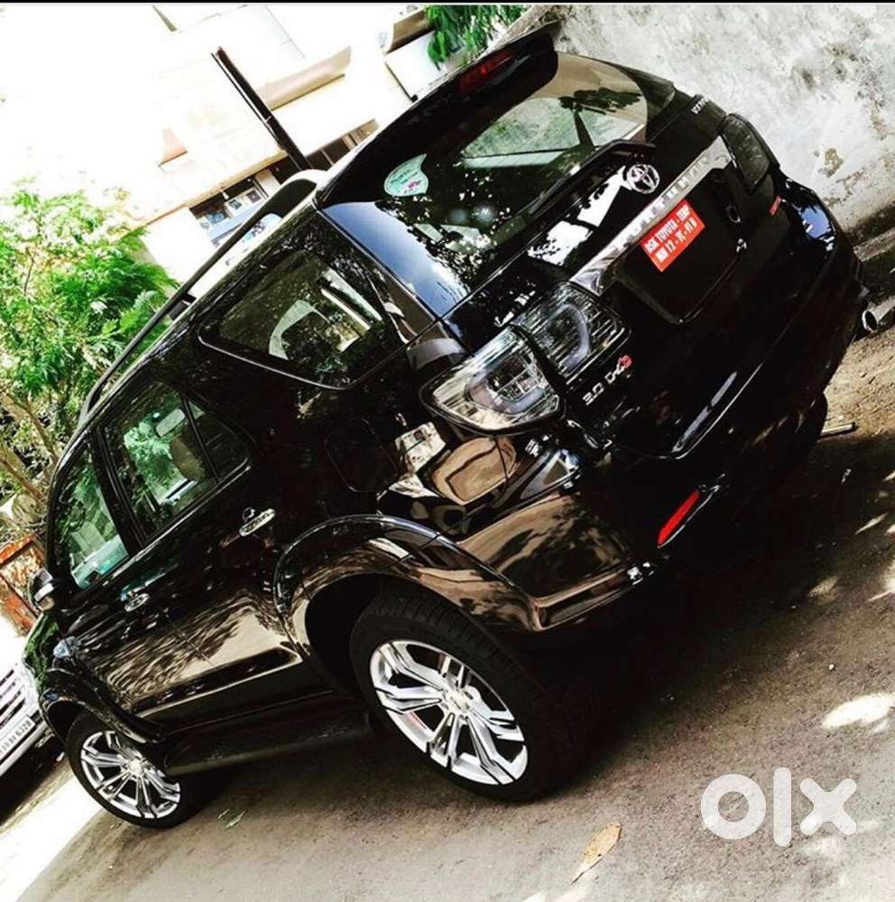 Toyota Fortuner 2015 Diesel 90700 Km Driven