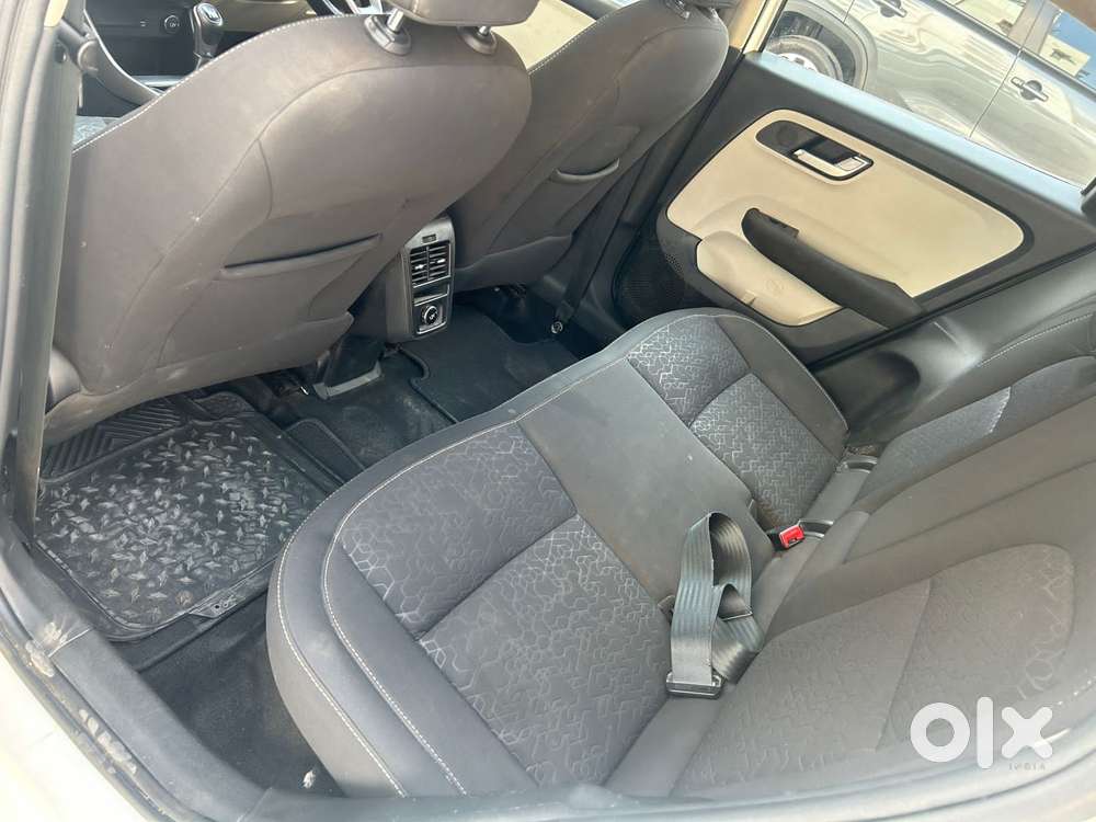 Tata Altroz Xz, 2021, Petrol