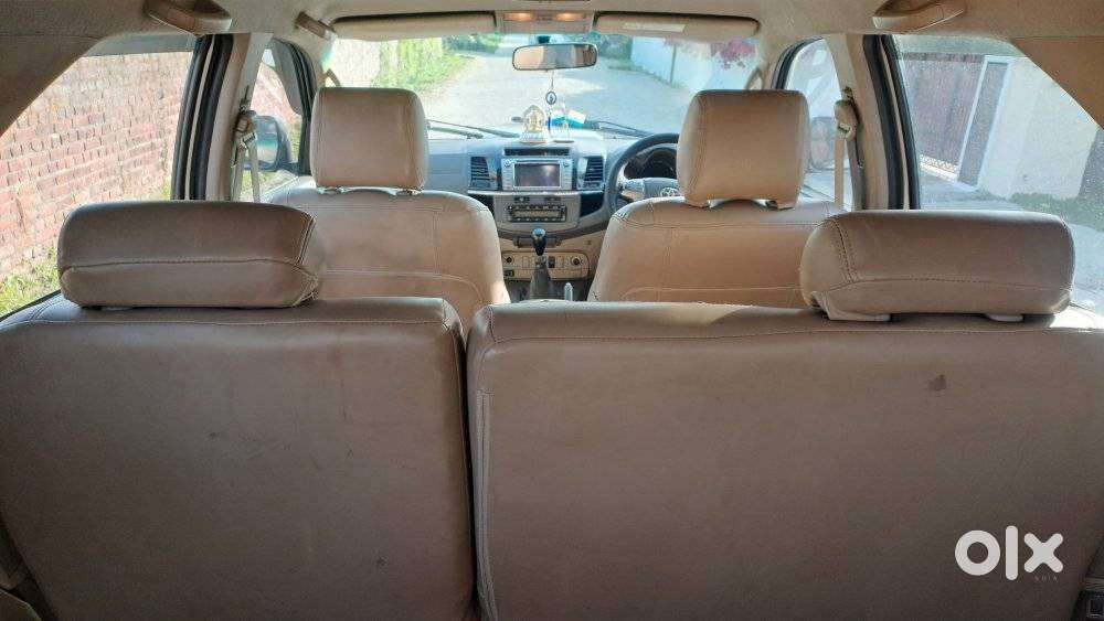 Toyota Fortuner 3.0 4x2 Mt, 2012, Diesel