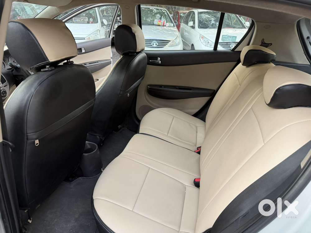 Hyundai I20 Sportz 1.4 Crdi 6 Speed Bs-iv, 2012, Diesel