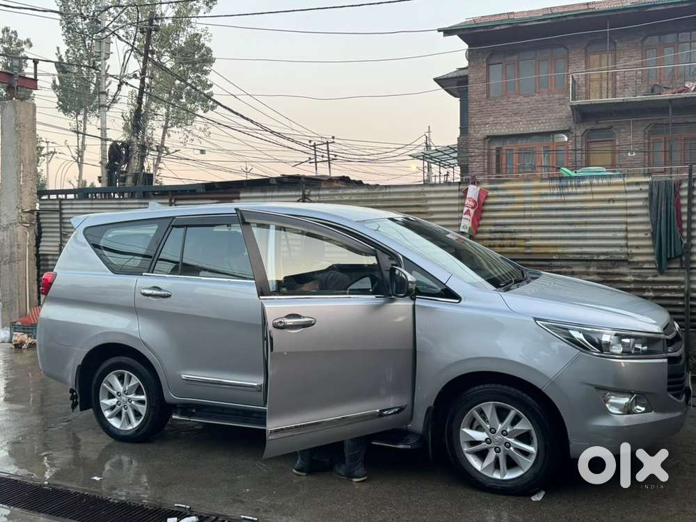 Toyota Innova Crysta 2021