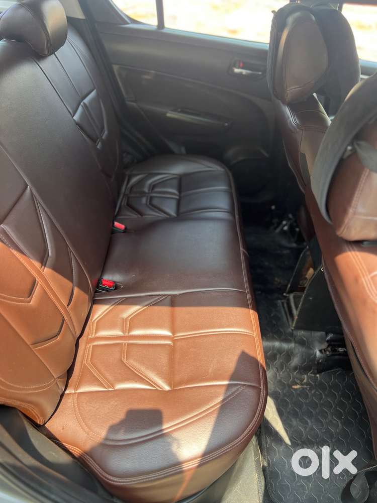 Maruti Suzuki Swift Vxi + Manual, 2017, Petrol