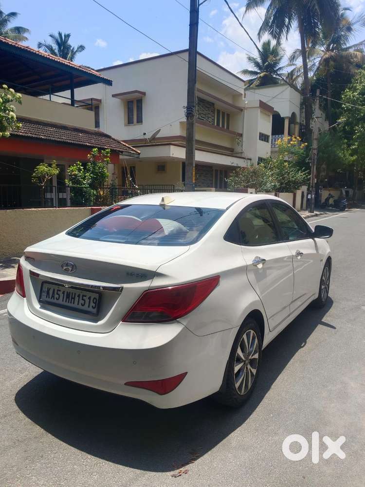 Hyundai Verna Fluidic 1.6 Crdi Sx Opt, 2015, Diesel