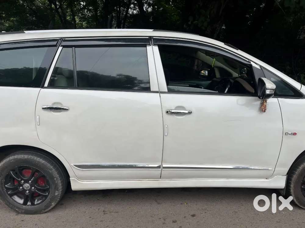 Toyota Innova 2007 Diesel 99304 Km Driven