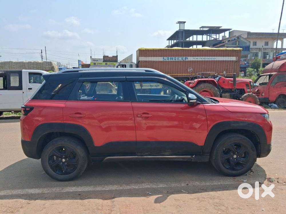 Maruti Suzuki Brezza 1.5 Zxi At Smart Hybrid, 2022, Petrol