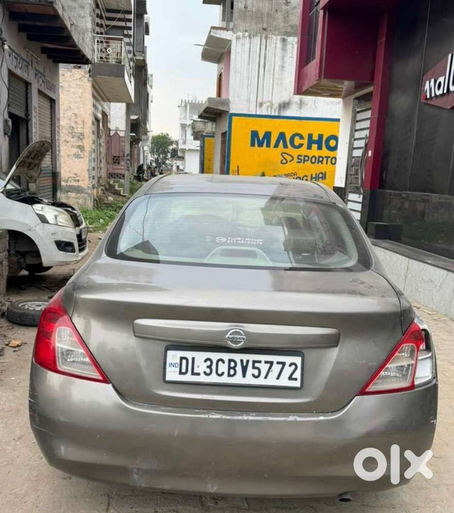 Nissan Sunny Petrol 2011 Model