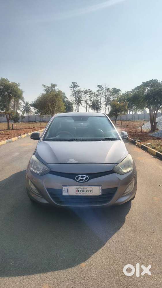 Hyundai I20 Sportz 1.2 Bs-iv, 2013, Petrol