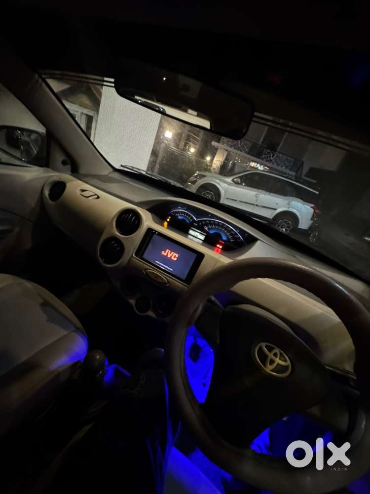 Toyota Etios Liva 2016