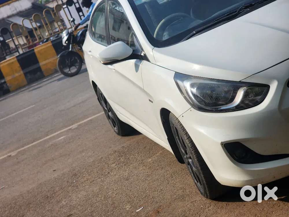 Hyundai Verna 2013 Petrol Well Maintained