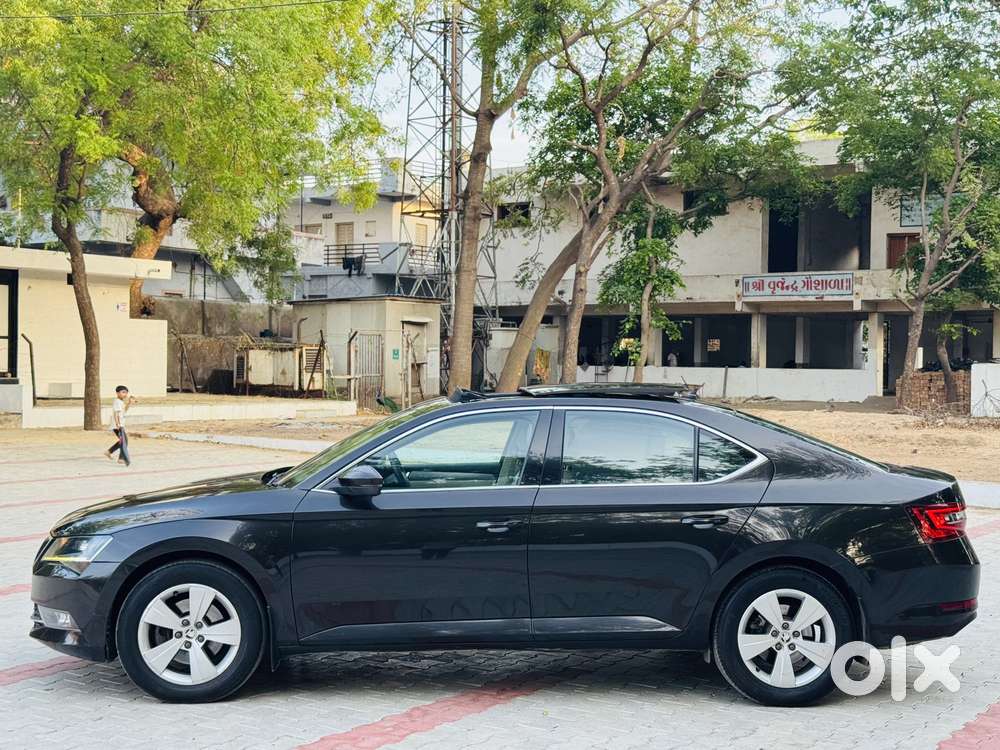 Skoda Superb Style 2.0 Tdi At, 2018, Diesel