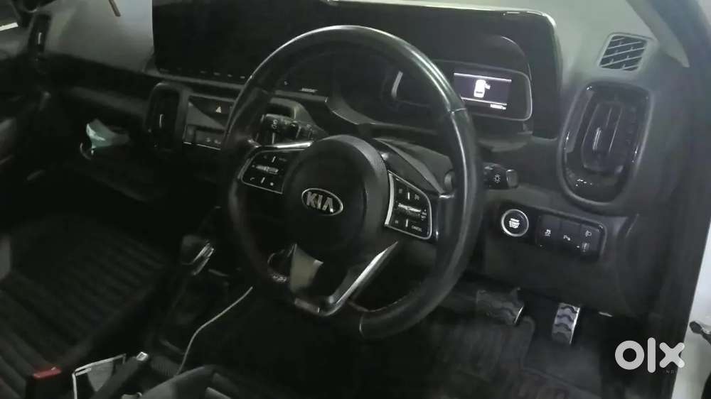 Kia Sonet 2020 Diesel Well Maintained .good Condition Tyre And Battery