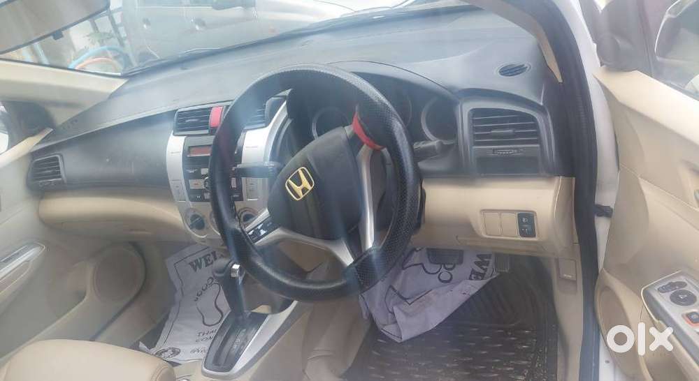 Honda City V At Exclusive, 2010, Petrol