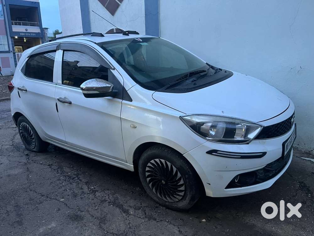 Tata Tiago Petrol Good Condition Bank Person Car Bass Tube Sound