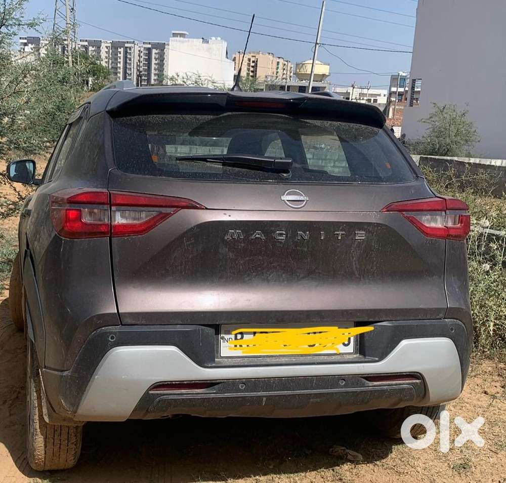 Nissan Magnite 2021 Petrol 24800 Km Driven