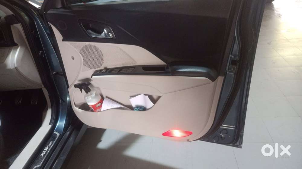 Mahindra Xuv300 Turbo2019 Diesel Well Maintained