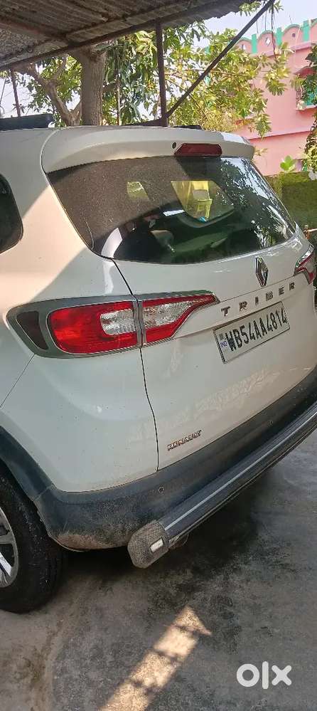 Showroom Condition Renault Triber 31k Km Accident-free & Scratchles