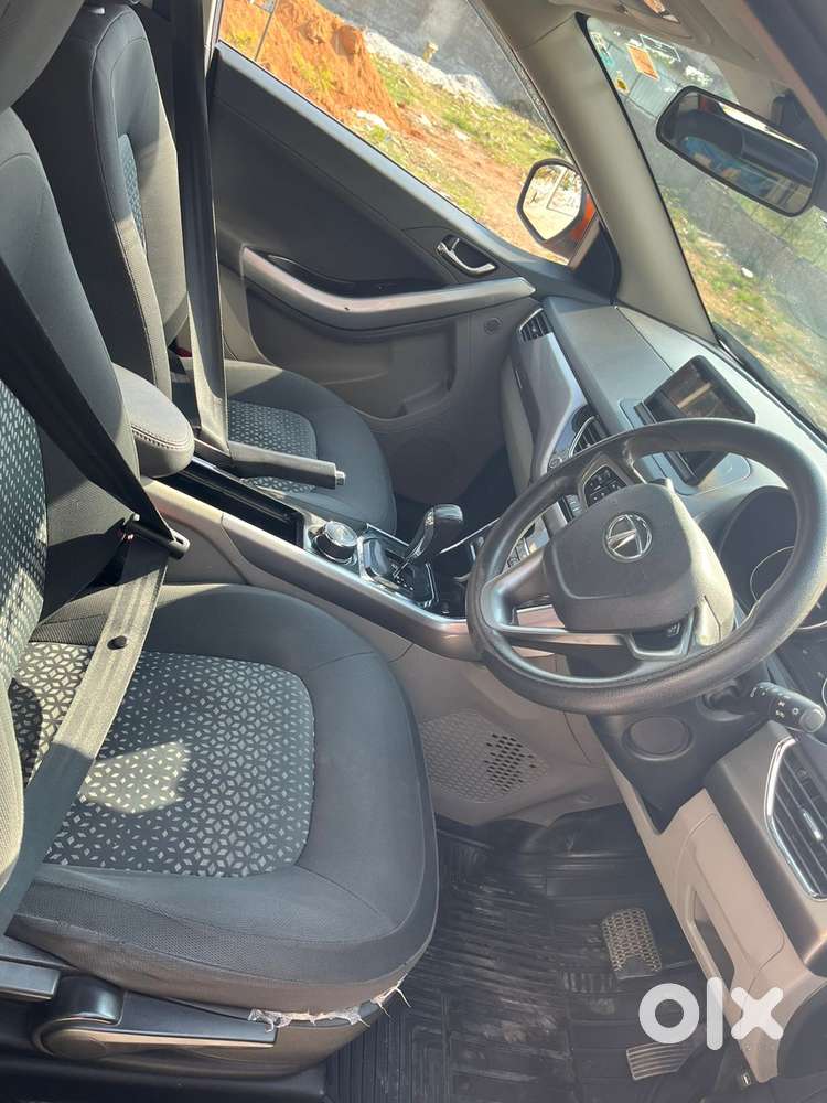 Tata Nexon 1.5 Revotorq Xza Plus Dual Tone Roof Amt, 2018, Diesel