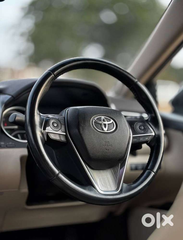 Toyota Camry Hybrid, 2019, Petrol
