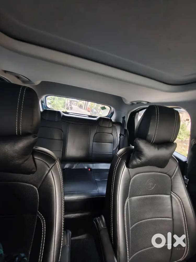 2023 Tata Punch Dazzle Accomplished Sunroof Cng