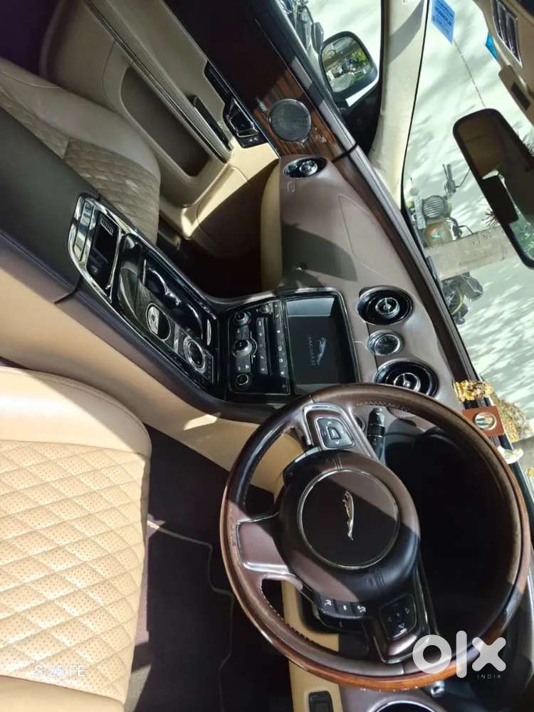 Jaguar Xj 2017 Petrol 46143 Km Driven