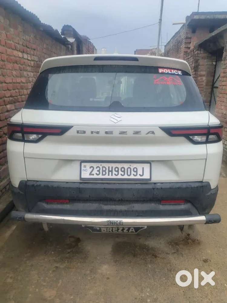Maruti Suzuki Brezza 2023 Petrol 31000 Km Driven