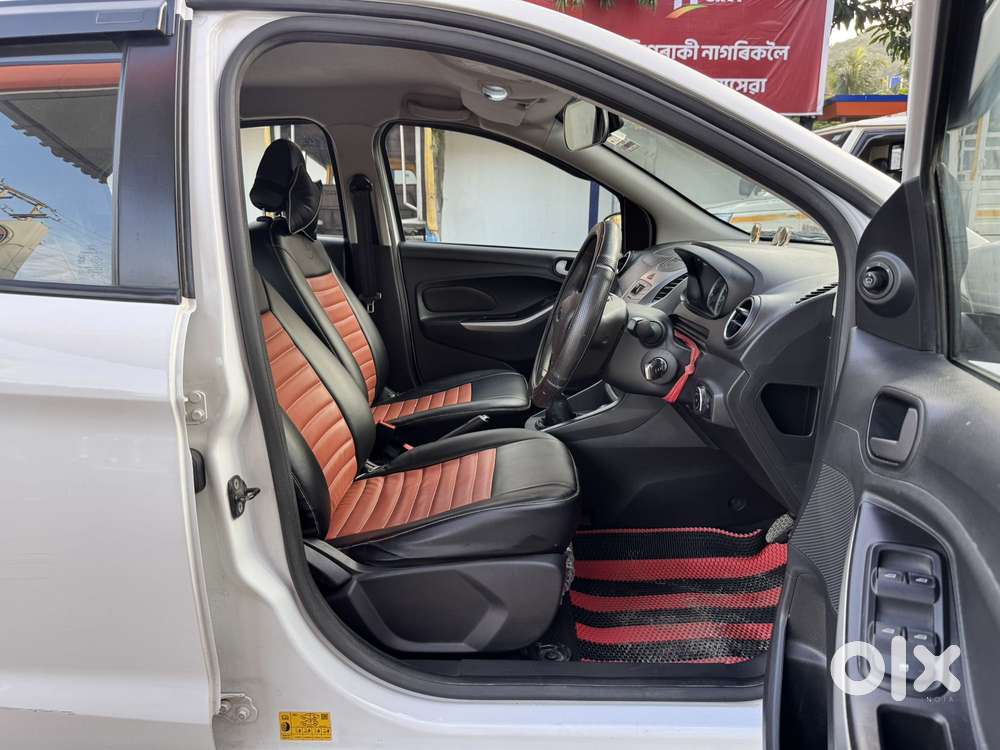 Ford Figo 1.2p Trend Mt, 2015, Petrol