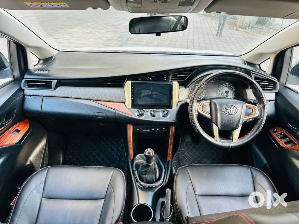Toyota Innova Crysta 2.4 G Mt, 2018, Diesel