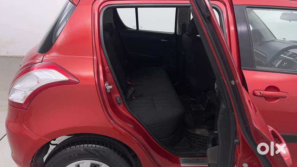 Maruti Suzuki Swift Vvt Vxi, 2014, Petrol