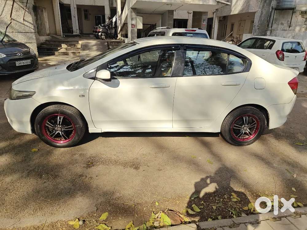 Honda City 1.5 I-vtec Smt  Non-accidental  Well Maintained