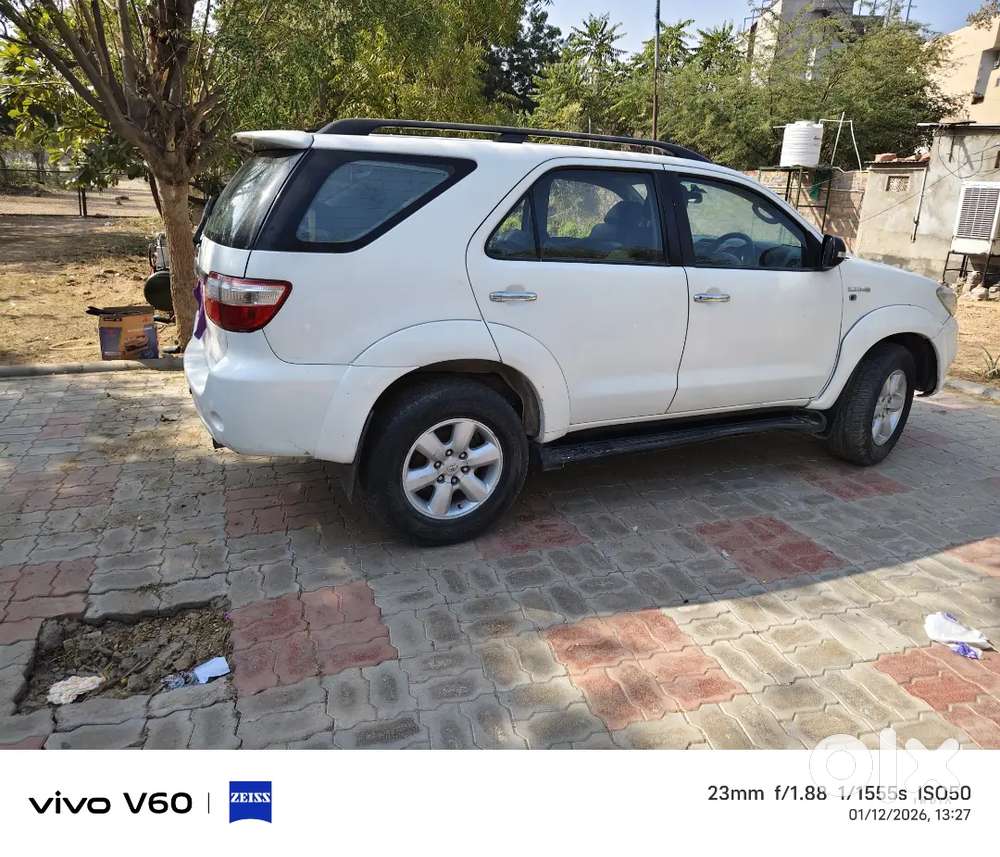Fortuner 2011 Diesel 197000 Km Driven Turbo Mistake And Battery Dead